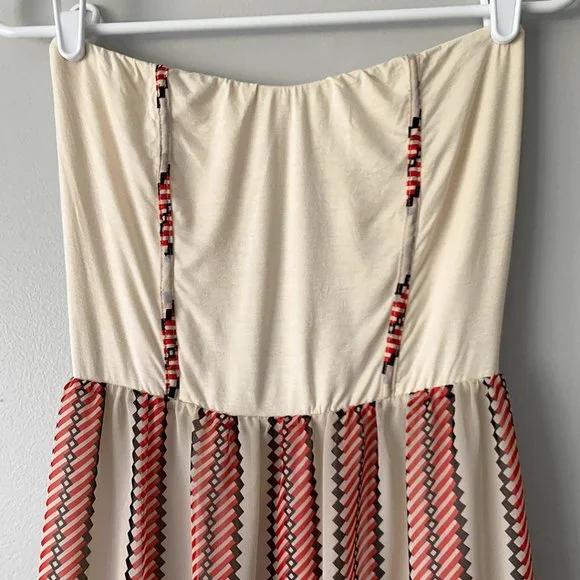 Modcloth Gilli Strapless Maxi Dress - Picture 2 of 9